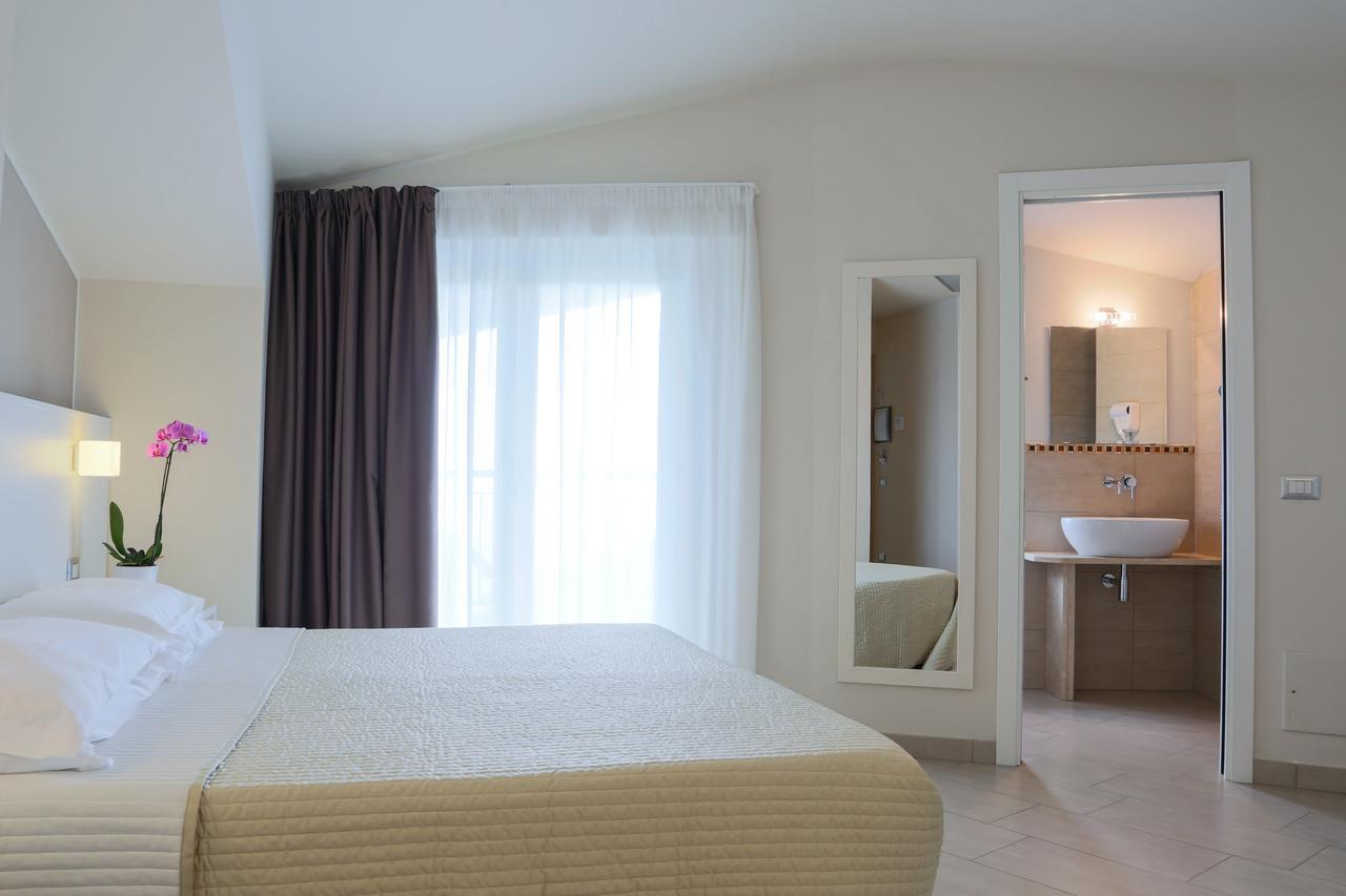 Hotel Beatrice Sirolo Ngoại thất bức ảnh